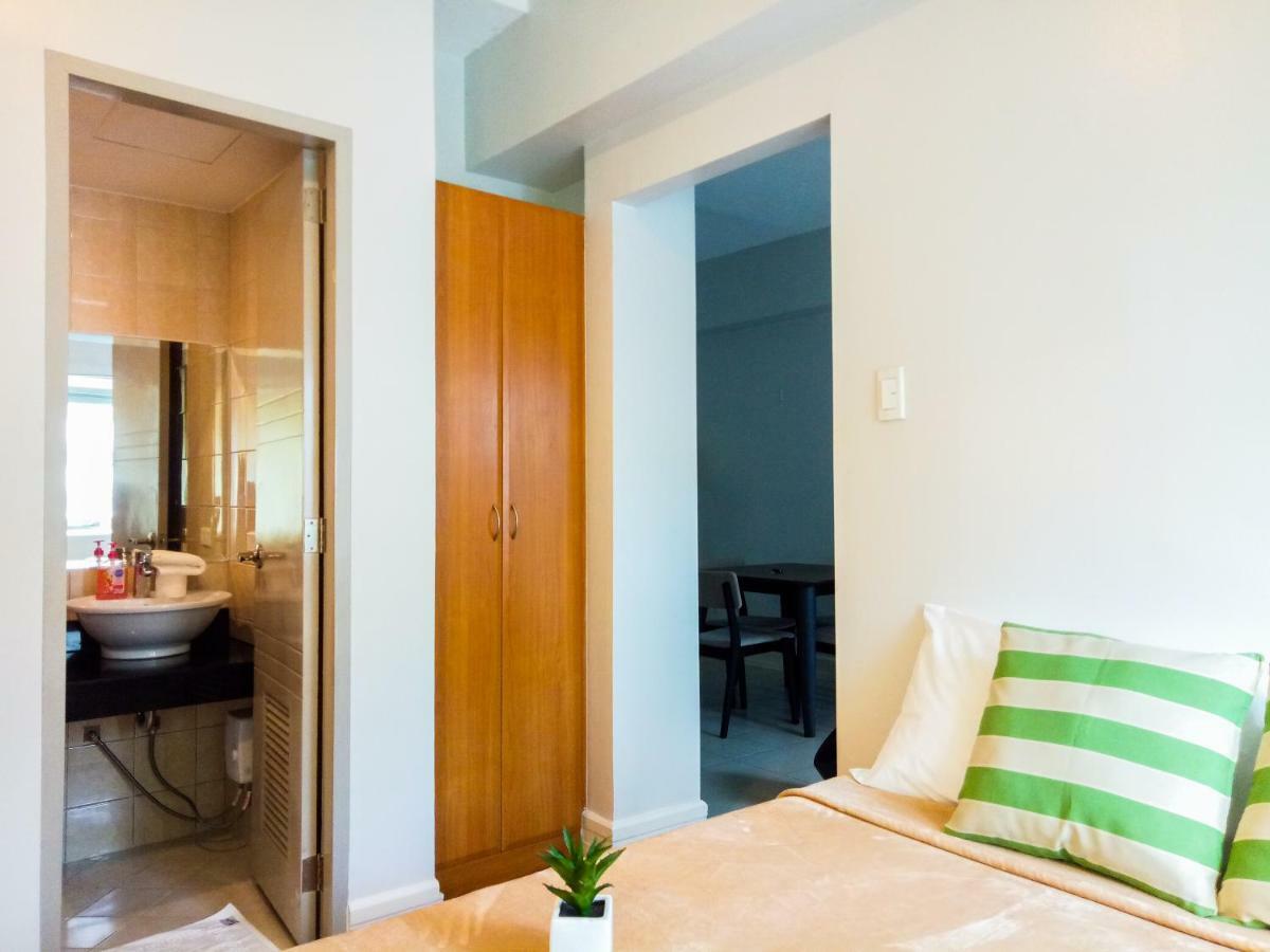 Ferienwohnung Forbes Area Bgc Taguig Manila Exterior foto