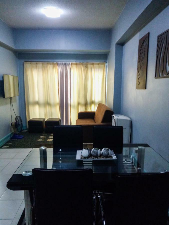 Ferienwohnung Forbes Area Bgc Taguig Manila Exterior foto