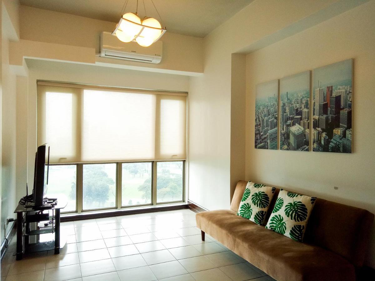 Ferienwohnung Forbes Area Bgc Taguig Manila Exterior foto