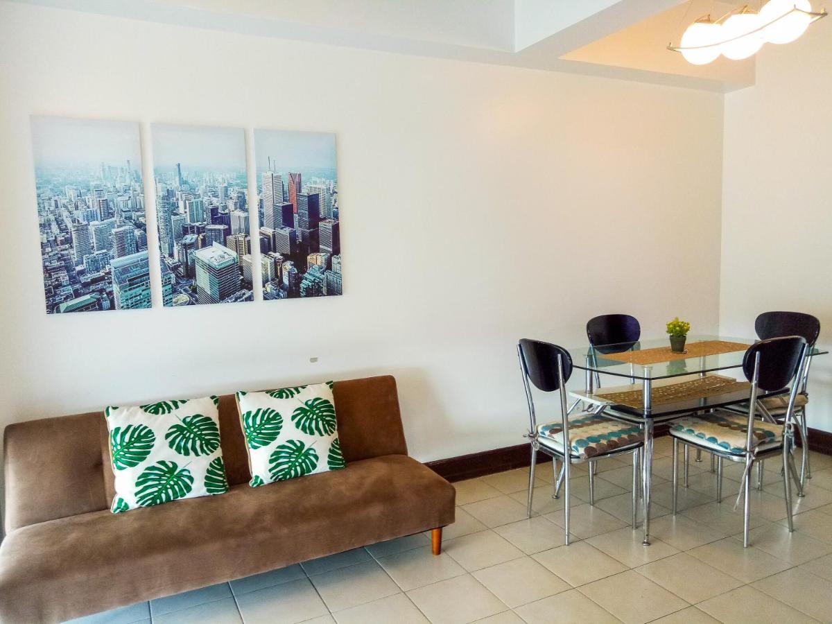 Ferienwohnung Forbes Area Bgc Taguig Manila Exterior foto