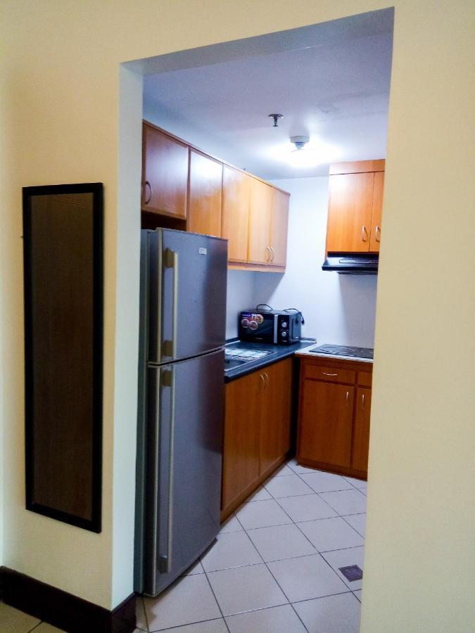 Ferienwohnung Forbes Area Bgc Taguig Manila Exterior foto