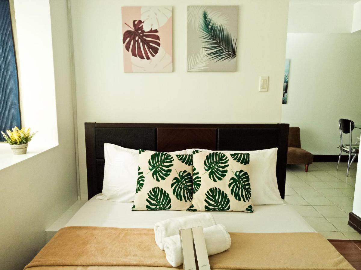 Ferienwohnung Forbes Area Bgc Taguig Manila Exterior foto