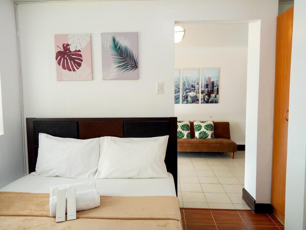 Ferienwohnung Forbes Area Bgc Taguig Manila Exterior foto